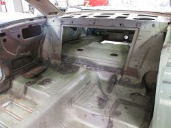 140618 67 Ford Fairlane (22).JPG